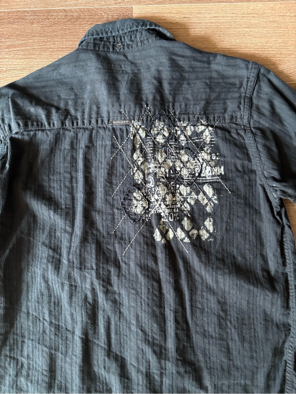 Black Graphic Button-Up Shirt - Picture 5 of 5